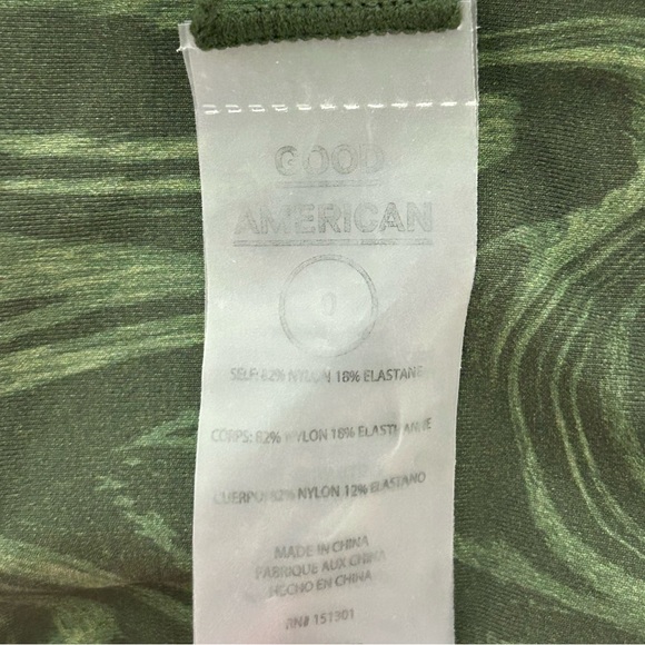 Good American Better Band Strapless Bikini Top - Picture 4 of 7